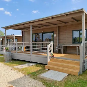 https://agricamping-garda-di-vino.hotelinveneto.com