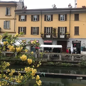 Apartment Lovelyloft - Alzaia Naviglio, Mailand